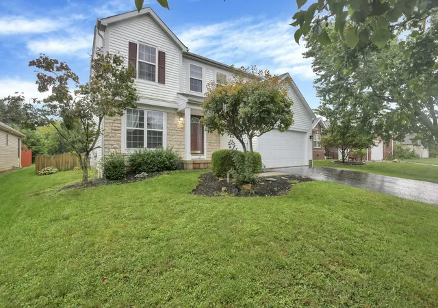 Photo 3 of Single family home for sale at 5901 Stillponds Pl, Columbus, OH 43228 | MLS# 226034860 | Listing updated on 2026-10-08