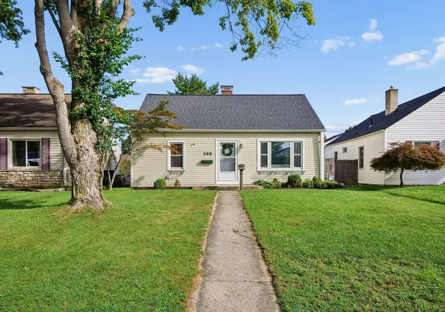 Photo 1 of Single family home for sale at 598 E Beechwold Blvd, Columbus, OH 43214 | MLS# 226034865 | Listing updated on 2026-09-20