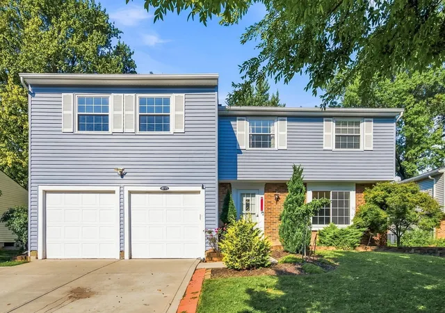 Photo 2 of Single family home for sale at 8749 Scarsdale Blvd, Powell, OH 43065 | MLS# 226034903 | Listing updated on 2026-09-28