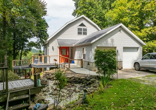 Photo 2 of Sale Pending at 10980 Twist Tail Rd, Millfield, OH 45761 | MLS# 226034893 | Listing updated on 2026-09-22