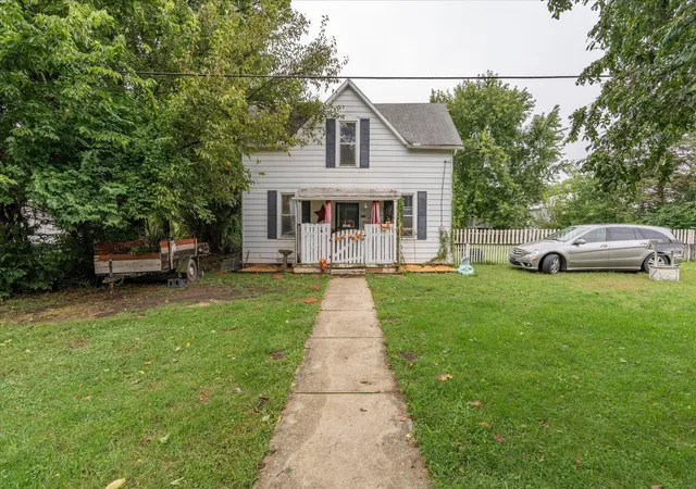 Photo 2 of Single family home for sale at 636 W Market St, Washington Court House, OH 43160 | MLS# 226034920 | Listing updated on 2026-09-24