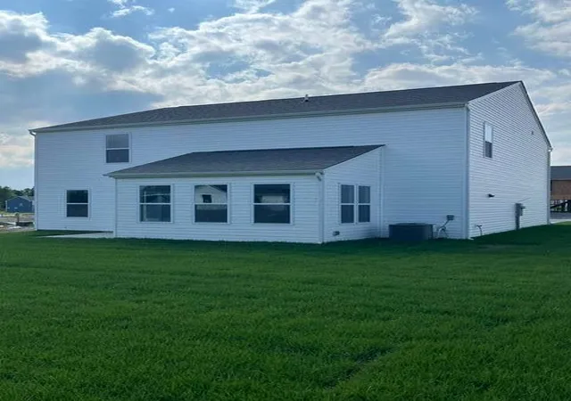 Photo 3 of Single family home for sale at 333 Kendall St, Bellefontaine, OH 43311 | MLS# 226034929 | Listing updated on 2026-10-06