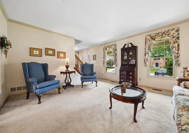 Photo 4 of Single family home for sale at 251 Hopewell Ct, Powell, OH 43065 | MLS# 226034932 | Listing updated on 2026-09-29