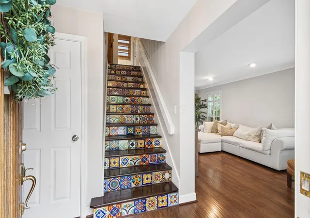 Photo 3 of Single family home for sale at 3824 Aqueduct Ct, Columbus, OH 43221 | MLS# 226035040 | Listing updated on 2026-10-04