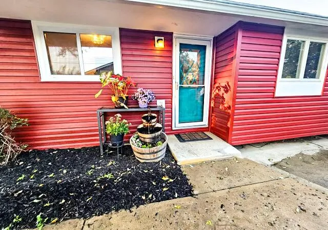 Photo 4 of Single family home for sale at 2615 Kingston Ave, Grove City, OH 43123 | MLS# 226034938 | Listing updated on 2026-09-24