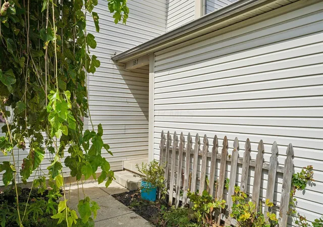 Photo 3 of Condo for sale at 187 Macdougall Ln, Blacklick, OH 43004 | MLS# 226035462 | Listing updated on 2026-10-02