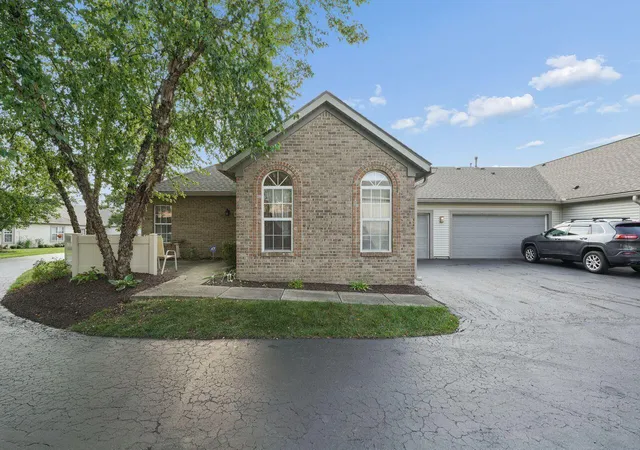 Photo 1 of Condo for sale at 6724 Red Sunset Pl, Columbus, OH 43213 | MLS# 226035403 | Listing updated on 2026-09-17
