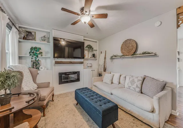 Photo 2 of Single family home for sale at 248 Westwood Ave, Delaware, OH 43015 | MLS# 226036142 | Listing updated on 2026-10-06