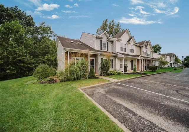 Photo 2 of Condo for sale at 8447 Varden Ct #1301, Blacklick, OH 43004 | MLS# 226036324 | Listing updated on 2026-10-05