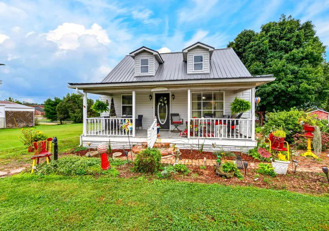 Photo 1 of Single family home for sale at 63718 Us Hwy 50, Mc Arthur, OH 45651 | MLS# 226035006 | Listing updated on 2026-10-12