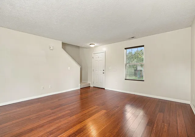 Photo 3 of Single family home for sale at 8003 Beardsley Ave, Blacklick, OH 43004 | MLS# 226035076 | Listing updated on 2026-09-28