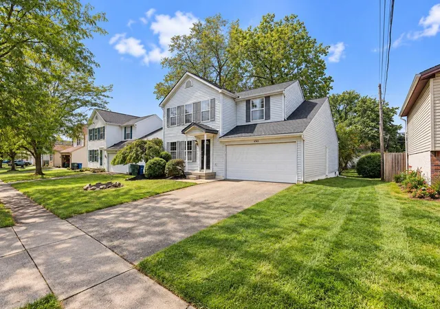 Photo 3 of Single family home for sale at 4745 Ascot Dr, Columbus, OH 43229 | MLS# 226035106 | Listing updated on 2026-09-21