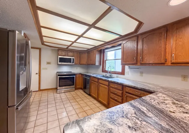 Photo 2 of Single family home for sale at 165 Juniper Ave, Westerville, OH 43081 | MLS# 226035010 | Listing updated on 2026-10-09
