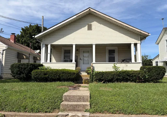 Multi family home for sale at 1429 W Fair Ave, Lancaster, OH 43130 | MLS# 226035023