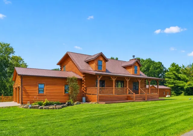 Single family home for sale at 19697 Knox Lake Rd, Fredericktown, OH 43019 | MLS# 226035027