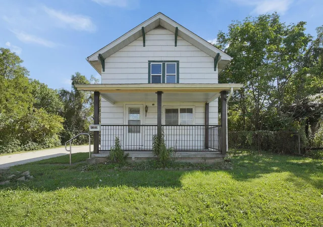 Photo 1 of Single family home for sale at 1203 E Innis Ave, Columbus, OH 43207 | MLS# 226035318 | Listing updated on 2026-10-29
