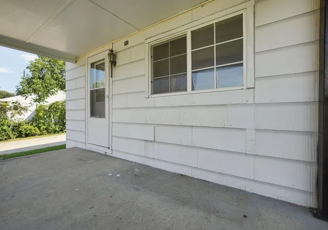 Photo 3 of Single family home for sale at 1203 E Innis Ave, Columbus, OH 43207 | MLS# 226035318 | Listing updated on 2026-10-29