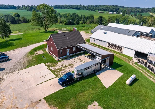 Photo 4 of Single family home for sale at 6642 Bennington Chapel Rd, Centerburg, OH 43011 | MLS# 226035061 | Listing updated on 2026-09-15