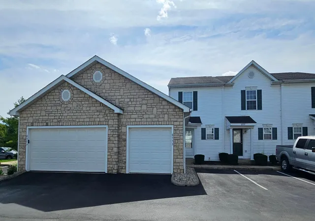 Condo for sale at 6773 Lagrange Dr #59B, Canal Winchester, OH 43110 | MLS# 226035105