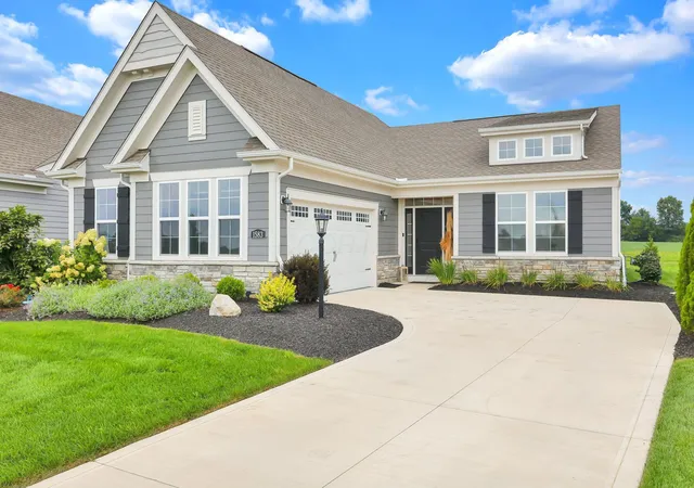 Photo 3 of Single family home for sale at 1583 Goldwell Dr, Sunbury, OH 43074 | MLS# 226035081 | Listing updated on 2026-10-01