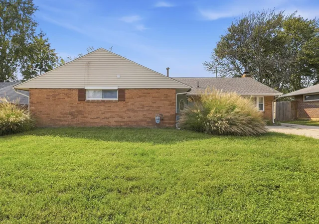 Photo 1 of Single family home for sale at 1739 Pickering Dr, Reynoldsburg, OH 43068 | MLS# 226036210 | Listing updated on 2026-09-23