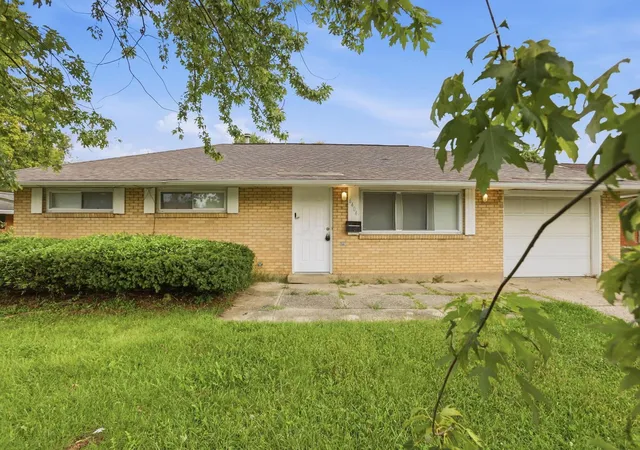 Photo 2 of Single family home for sale at 6404 E Livingston Ave, Reynoldsburg, OH 43068 | MLS# 226036211 | Listing updated on 2026-09-23