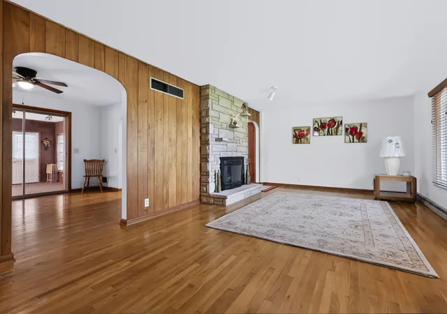 Photo 3 of Single family home for sale at 2255 Demorest Rd, Grove City, OH 43123 | MLS# 226035084 | Listing updated on 2026-09-25