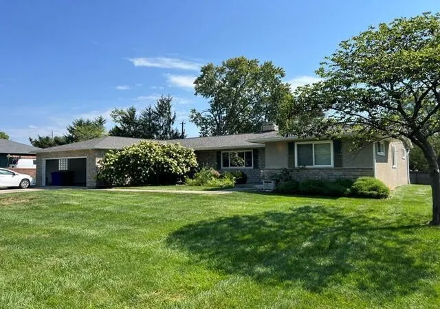 Photo 1 of Single family home for sale at 4000 Ritamarie Dr, Columbus, OH 43220 | MLS# 226035454 | Listing updated on 2026-09-17