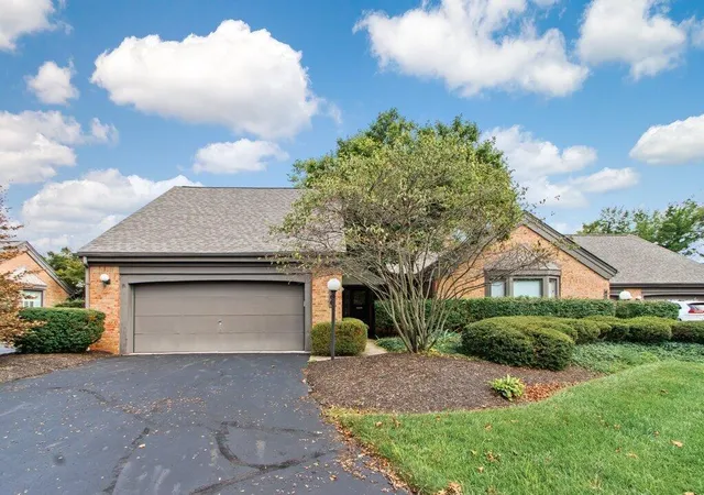 Photo 2 of Condo for sale at 4766 Dierker Rd #8, Columbus, OH 43220 | MLS# 226035459 | Listing updated on 2026-09-20