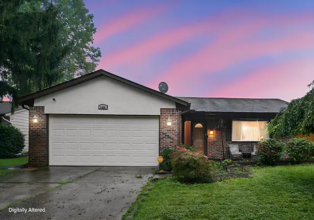 Photo 1 of Single family home for sale at 2081 Sharbot Dr, Columbus, OH 43229 | MLS# 226035579 | Listing updated on 2026-10-07