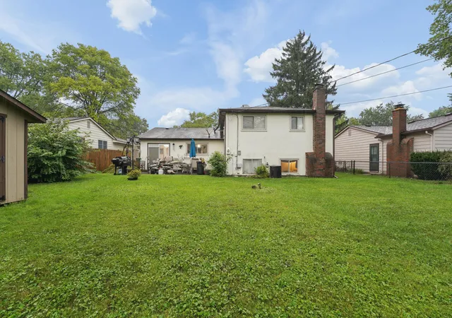Photo 27 of Single family home for sale at 2081 Sharbot Dr, Columbus, OH 43229 | MLS# 226035579 | Listing updated on 2026-10-07