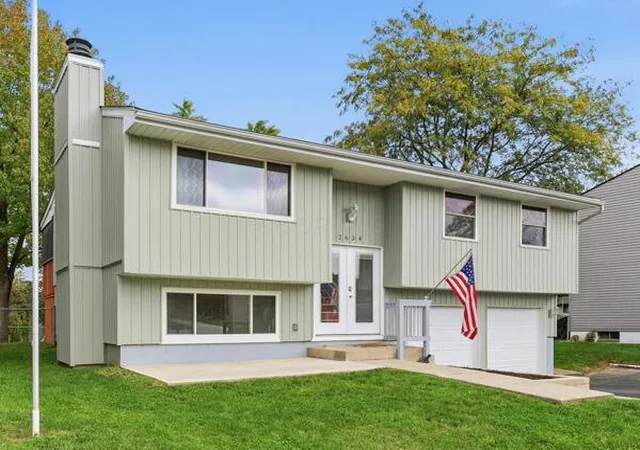 Photo 2 of Single family home for sale at 2634 Stoney Way, Grove City, OH 43123 | MLS# 226038893 | Listing updated on 2026-10-28