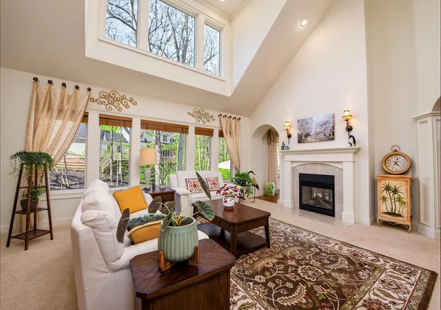 Photo 4 of Single family home for sale at 746 Matthews Brk Ln, Powell, OH 43065 | MLS# 226035118 | Listing updated on 2026-09-21