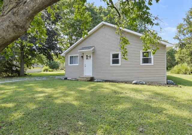 Photo 2 of Single family home for sale at 9290 Mink St Sw, Etna, OH 43062 | MLS# 226035612 | Listing updated on 2026-10-06