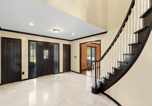Photo 2 of Single family home for sale at 705 Weston Park Dr, Powell, OH 43065 | MLS# 226035437 | Listing updated on 2026-09-17