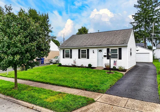 Photo 1 of Single family home for sale at 3900 Frazier Rd E, Columbus, OH 43207 | MLS# 226035315 | Listing updated on 2026-09-28