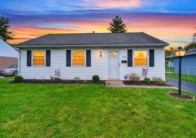 Photo 2 of Single family home for sale at 3900 Frazier Rd E, Columbus, OH 43207 | MLS# 226035315 | Listing updated on 2026-09-28