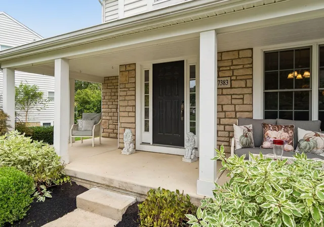 Photo 2 of Single family home for sale at 7383 Fairfield Lakes Dr, Powell, OH 43065 | MLS# 226035919 | Listing updated on 2026-09-28