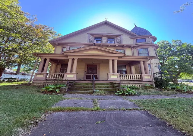Photo 1 of Single family home for sale at 405 E East, Washington Court House, OH 43160 | MLS# 226035155 | Listing updated on 2026-09-15