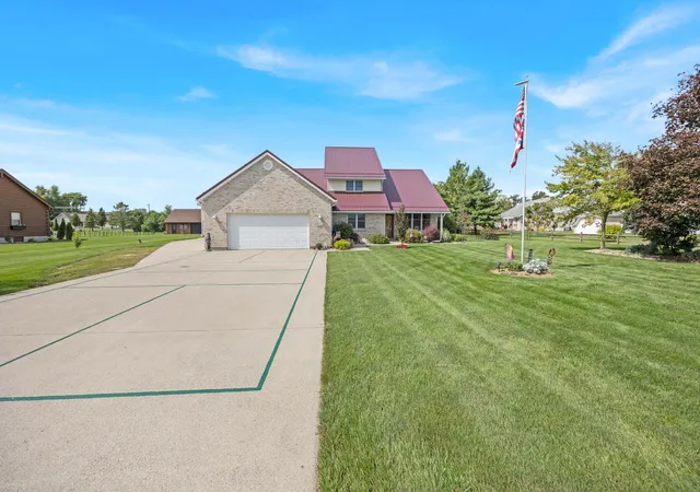 Photo 2 of Single family home for sale at 6881 Watercraft Dr, Huntsville, OH 43324 | MLS# 226035258 | Listing updated on 2026-09-16