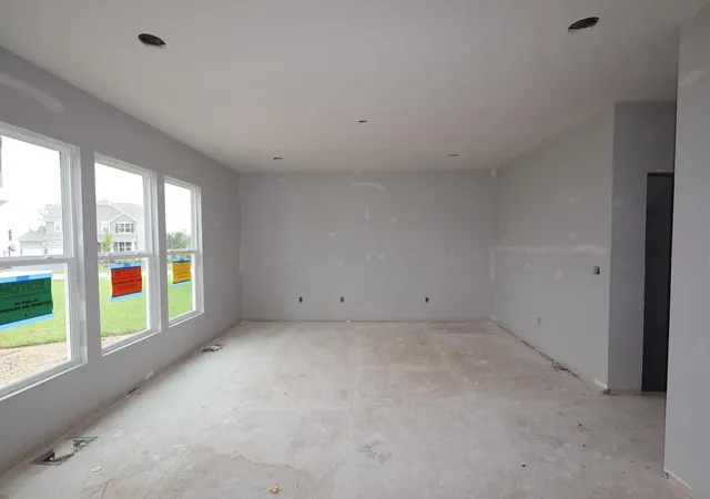 Photo 3 of Single family home for sale at 362 Oakmont Dr, Commercial Point, OH 43116 | MLS# 226035183 | Listing updated on 2026-10-02