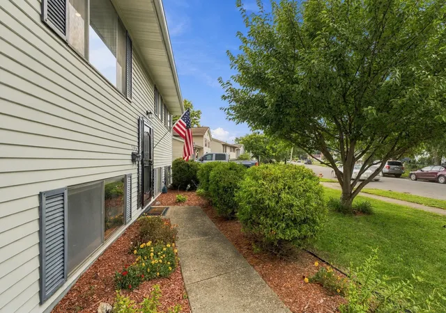 Photo 3 of Single family home for sale at 5346 Carbondale Dr, Columbus, OH 43232 | MLS# 226035808 | Listing updated on 2026-09-24