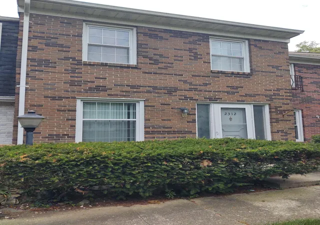 Photo 2 of Condo for sale at 2312 Hardesty Ct #H2, Columbus, OH 43204 | MLS# 226035204 | Listing updated on 2026-09-16
