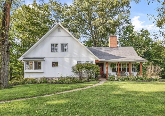 Photo 1 of Single family home for sale at 6590 Lithopolis Rd, Carroll, OH 43112 | MLS# 226035211 | Listing updated on 2026-10-01