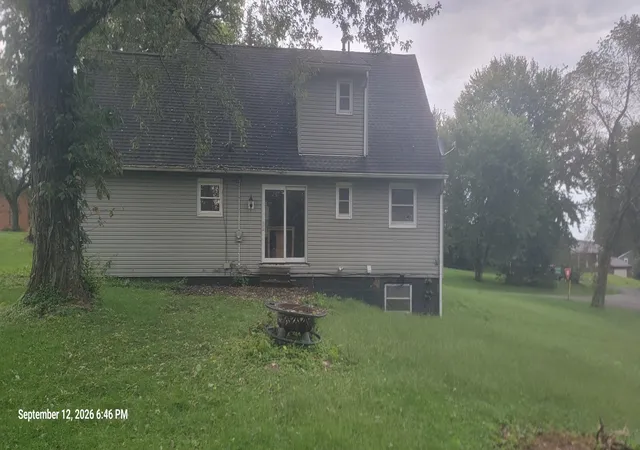 Photo 3 of Single family home for sale at 94 Hilltop Dr Ne, Newark, OH 43055 | MLS# 226035215 | Listing updated on 2026-09-18