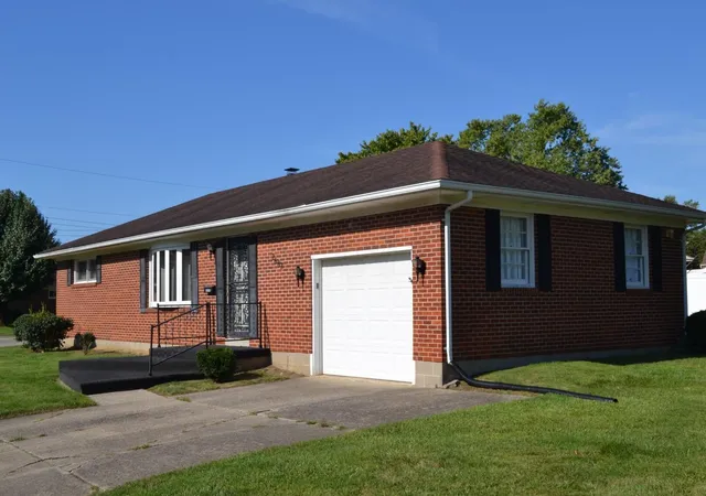 Photo 2 of Single family home for sale at 2683 Home Orchard Dr, Springfield, OH 45503 | MLS# 226035217 | Listing updated on 2026-09-16
