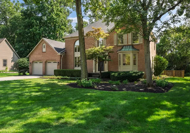 Photo 3 of Single family home for sale at 317 Wheaton Ct, Columbus, OH 43235 | MLS# 226036186 | Listing updated on 2026-10-05