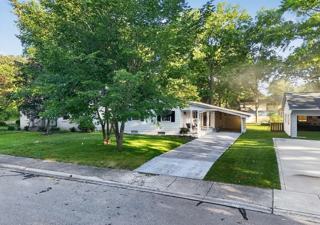Photo 2 of Single family home for sale at 750 W 8th Street, Marysville, OH 43040 | MLS# 226035233 | Listing updated on 2026-10-06