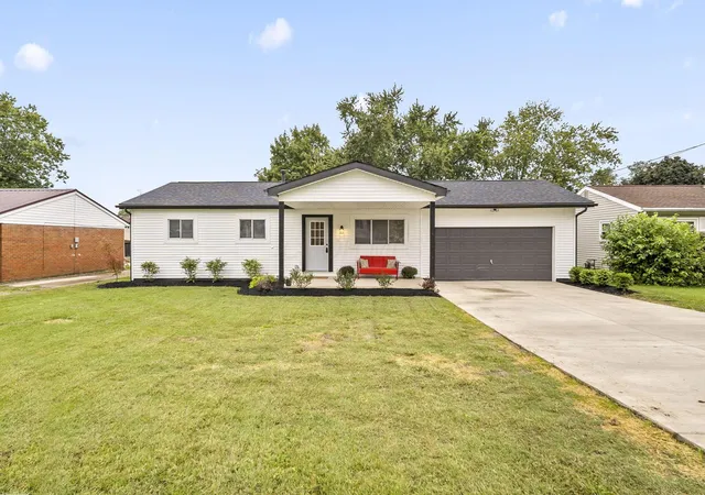 Photo 2 of Single family home for sale at 1452 Bellefontaine Ave, Marion, OH 43302 | MLS# 226035647 | Listing updated on 2026-09-29