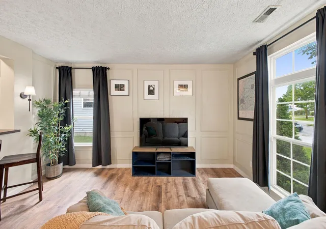 Photo 4 of Single family home for sale at 5420 Winchester Cathedral Dr, Canal Winchester, OH 43110 | MLS# 226035286 | Listing updated on 2026-10-07